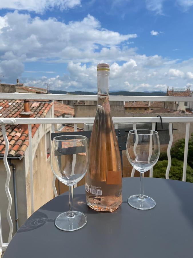 2 Pieces Climatise En Duplex Avec Terrasse Apartment Aix-en-Provence Exterior foto
